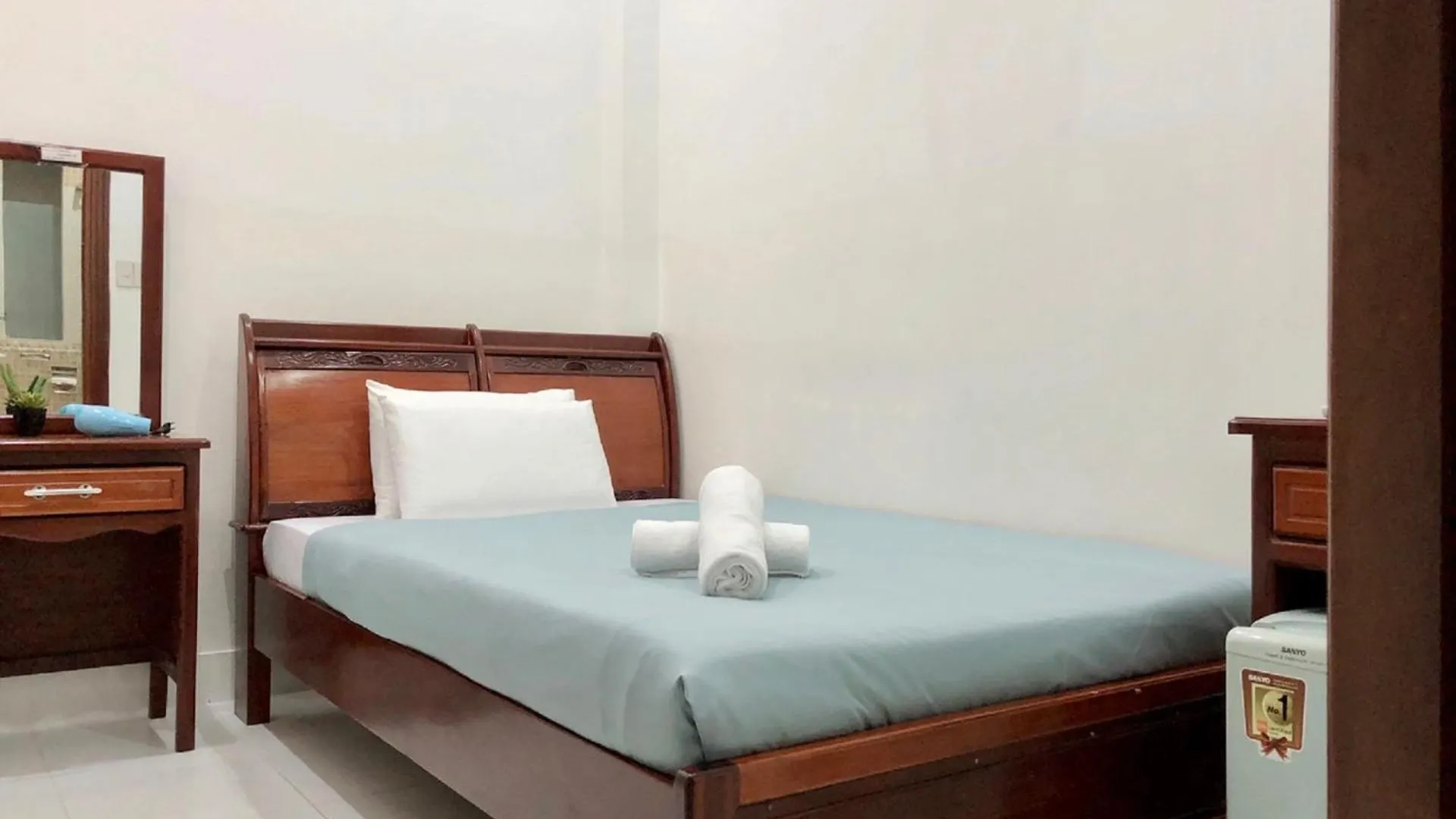 Saigon Cozy2 Hotel At 241 Pham Ngu Lao Street Ho Chi Minh City Vietnam