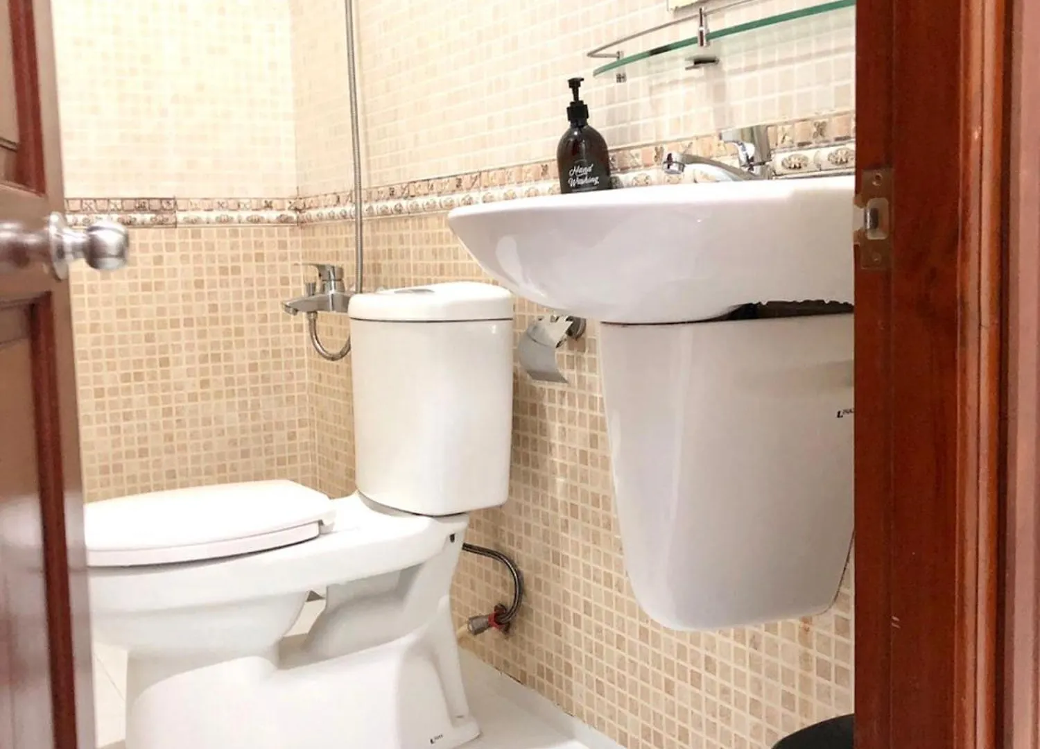 Saigon Cozy2 Hotel At 241 Pham Ngu Lao Street Ho Chi Minh City