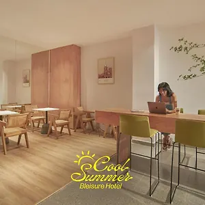  Aparthotel Express By M Village Dong Du